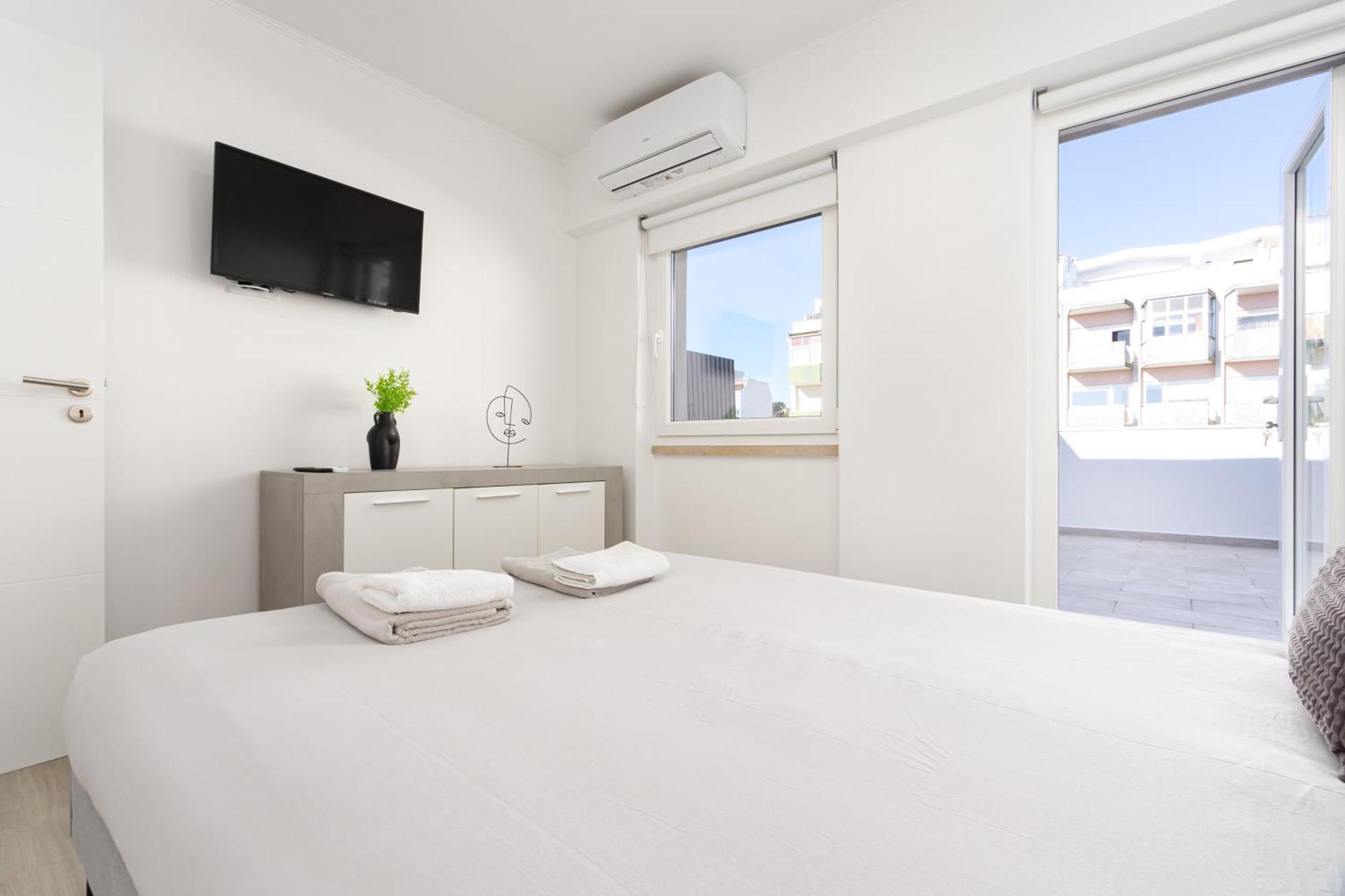 Cacilhas Riverview! Almada Bagian luar foto
